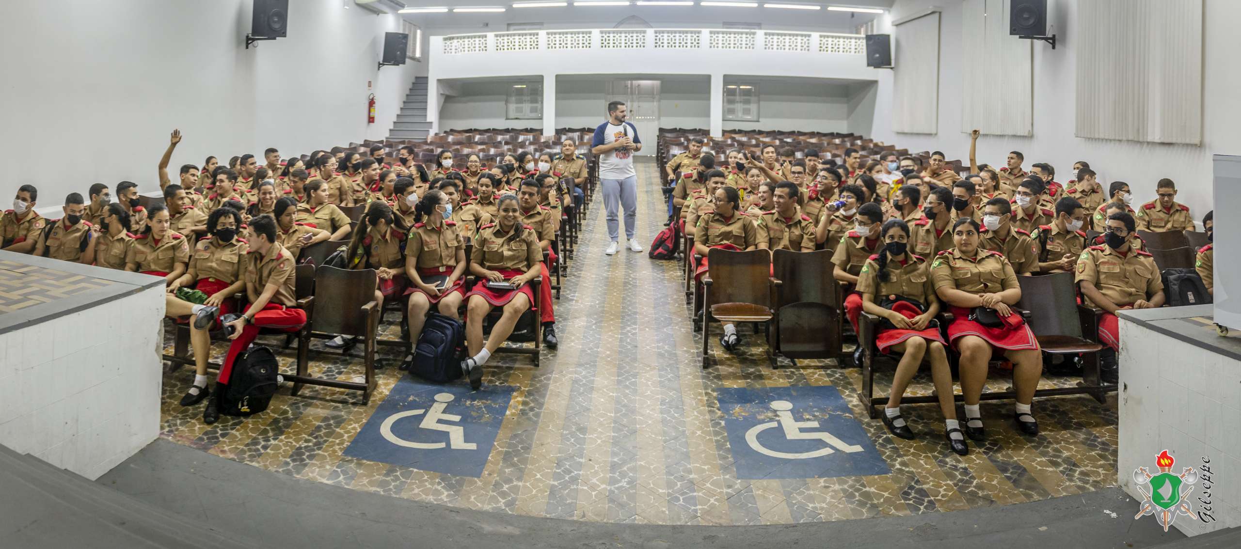 Mais de 40 alunos do CMCB obtêm notas 800+ na redação do ENEM - Colégio  Militar do Corpo de Bombeiros