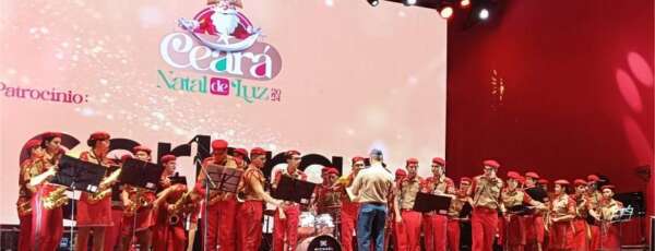 Banda de Música do Colégio dos Bombeiros abre Natal de Luz