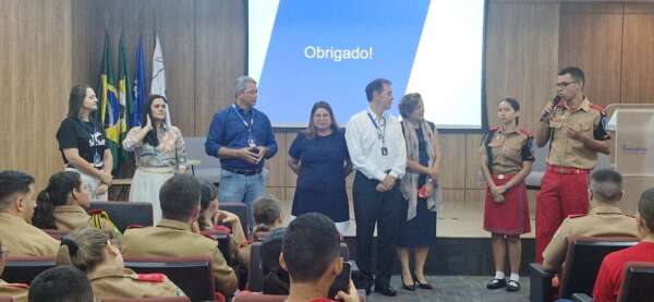 Alunos do 3º Ano do Ensino Médio visitam a Faculdade Senac/Ce
