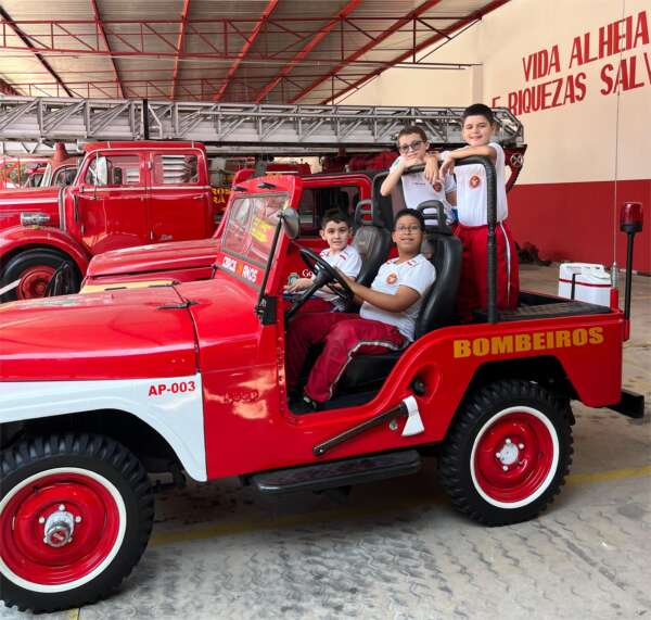 Alunos do CMCB visitam o Museu do Corpo de Bombeiros
