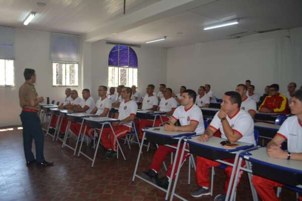 CMCB promove reunião de alinhamento com monitores militares